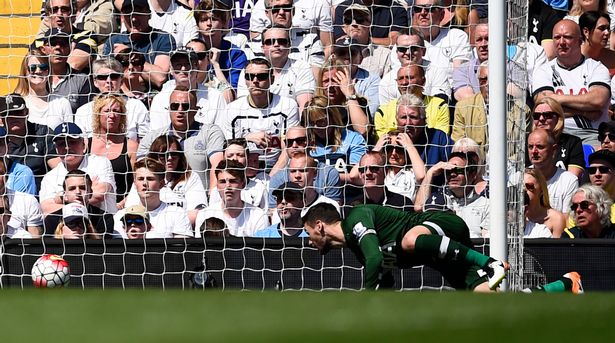 Steven Davis Tottenham-v-Southampton